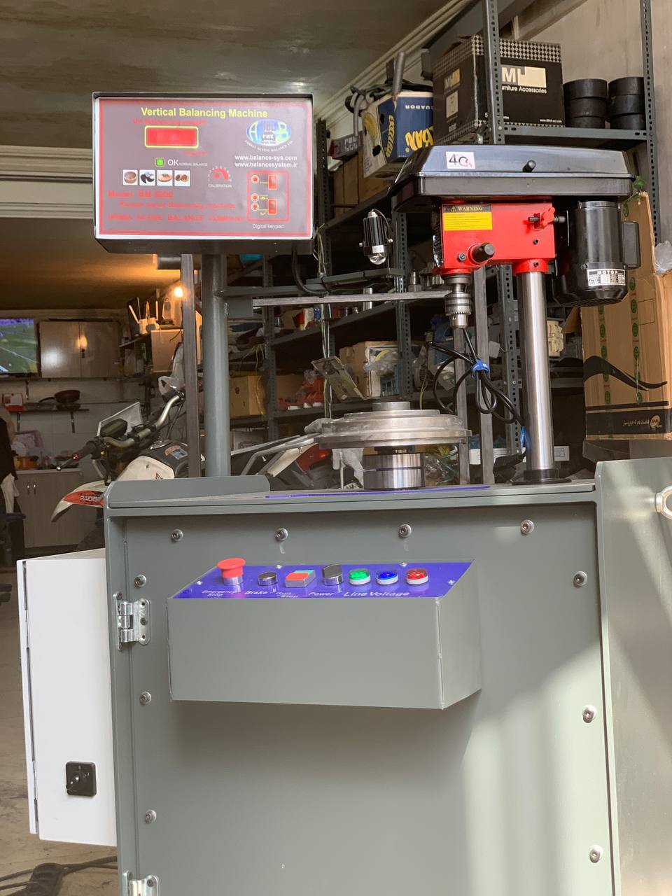 دستگاه بالانس کاسه ترمز ماشین آلان سبک و سنگین از وزن ۳ الی ۱۳۰ کیلوگرم